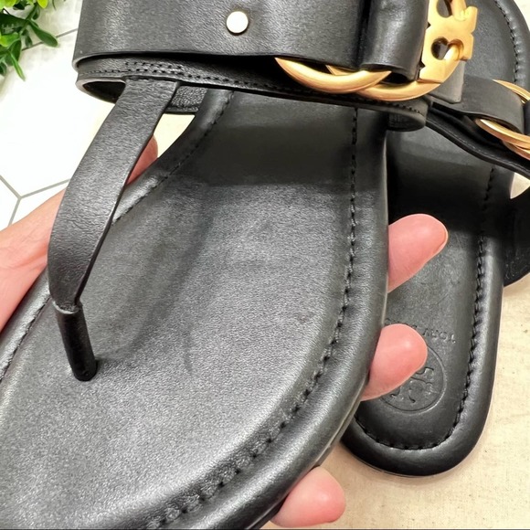 Tory Burch Marsden Flat Thong Sandal 7 black with gold buckle. - Picture 7 of 8